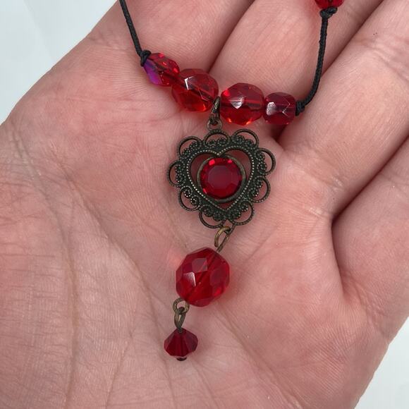 Vampire goth whimsygoth Robert Rose red heart beaded necklace - Picture 3 of 6